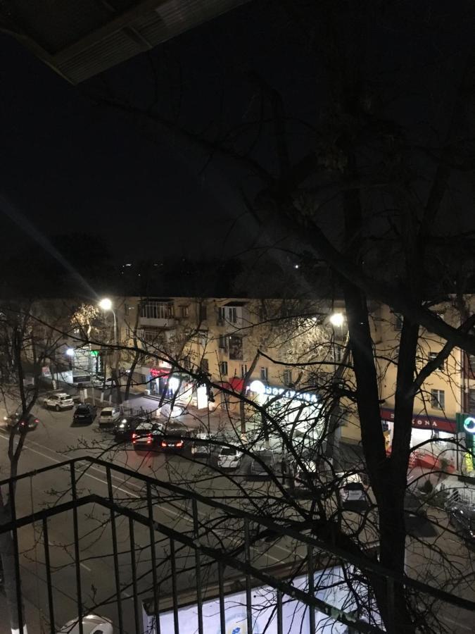 Flat in the center of the city Tashkent Ngoại thất bức ảnh